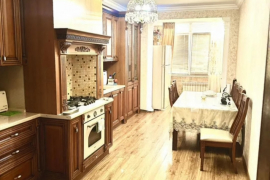 2-к. квартира, 87 м², 5/6 эт.