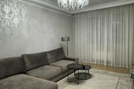 Продается 2 комнатная квартира на Редукторном с дизайнерским ремонтом.