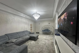 Продается 3 комнатная квартира с евро ремонтом в районе кольца