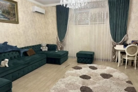 Горячая продажа квартиры 5 этаж есть лифт 94 кв.м